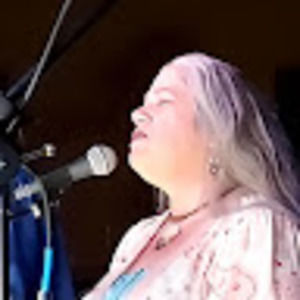 Meet your Posher, Anne